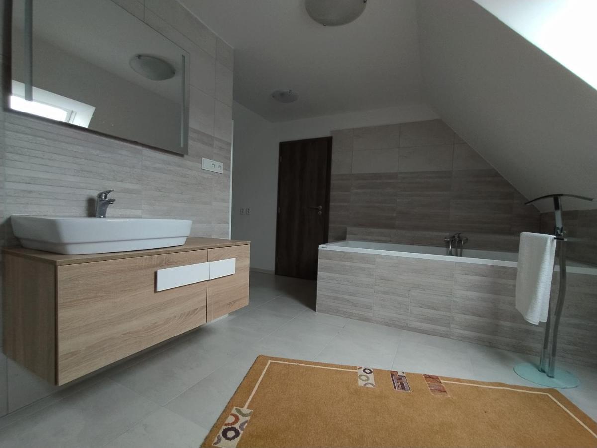 Apartmany Lono Jicin Ngoại thất bức ảnh